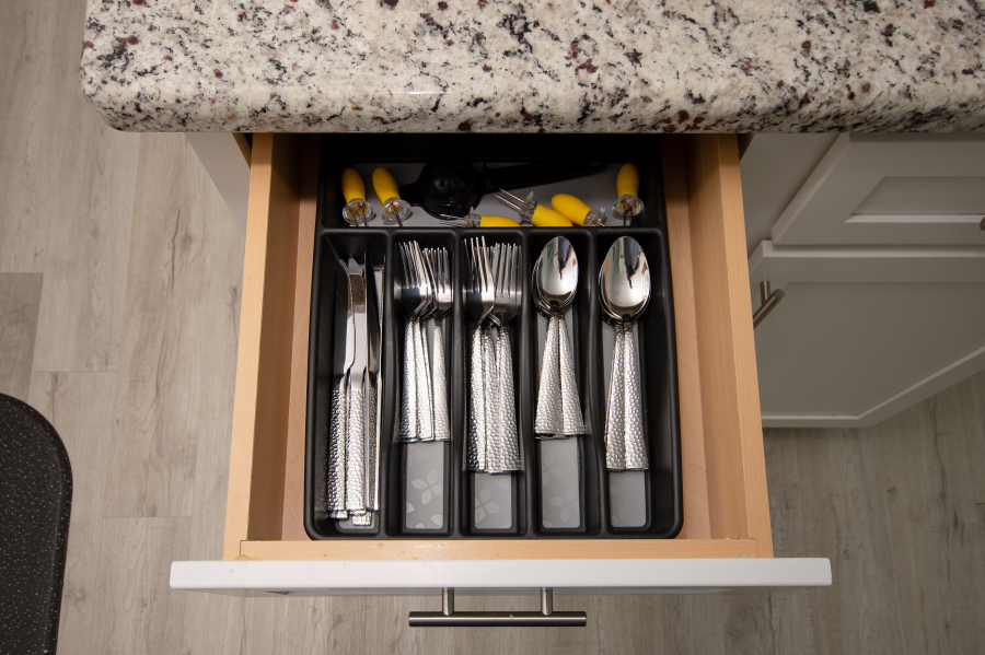Plenty of silverware for your whole crew!