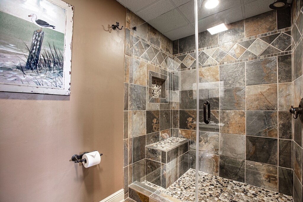 Master shower