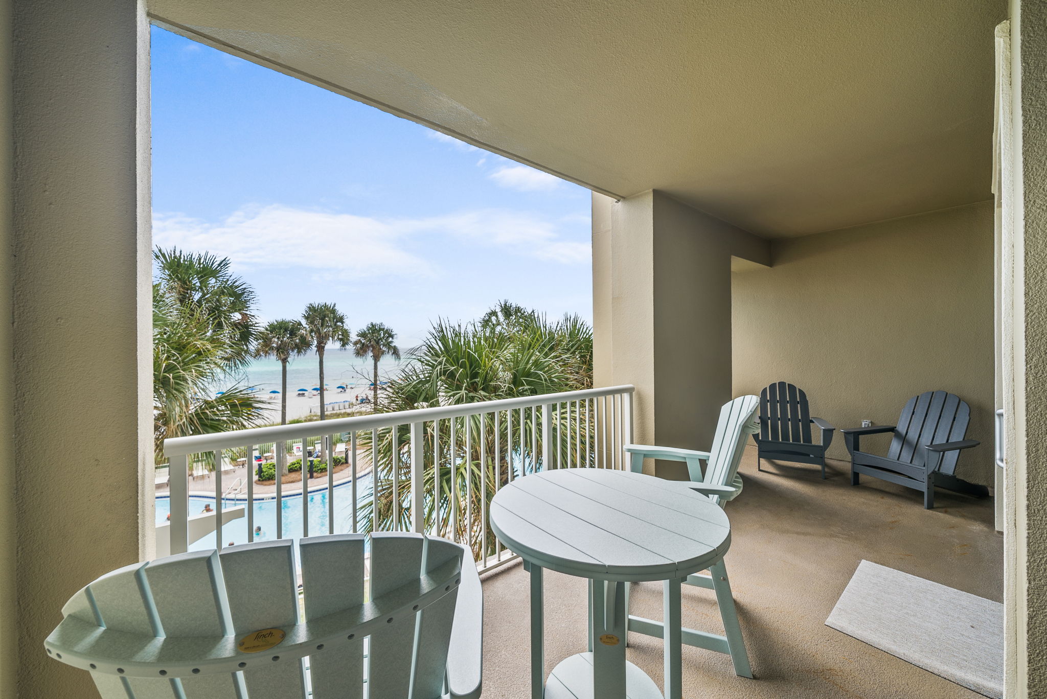 Gulf-Front Balcony