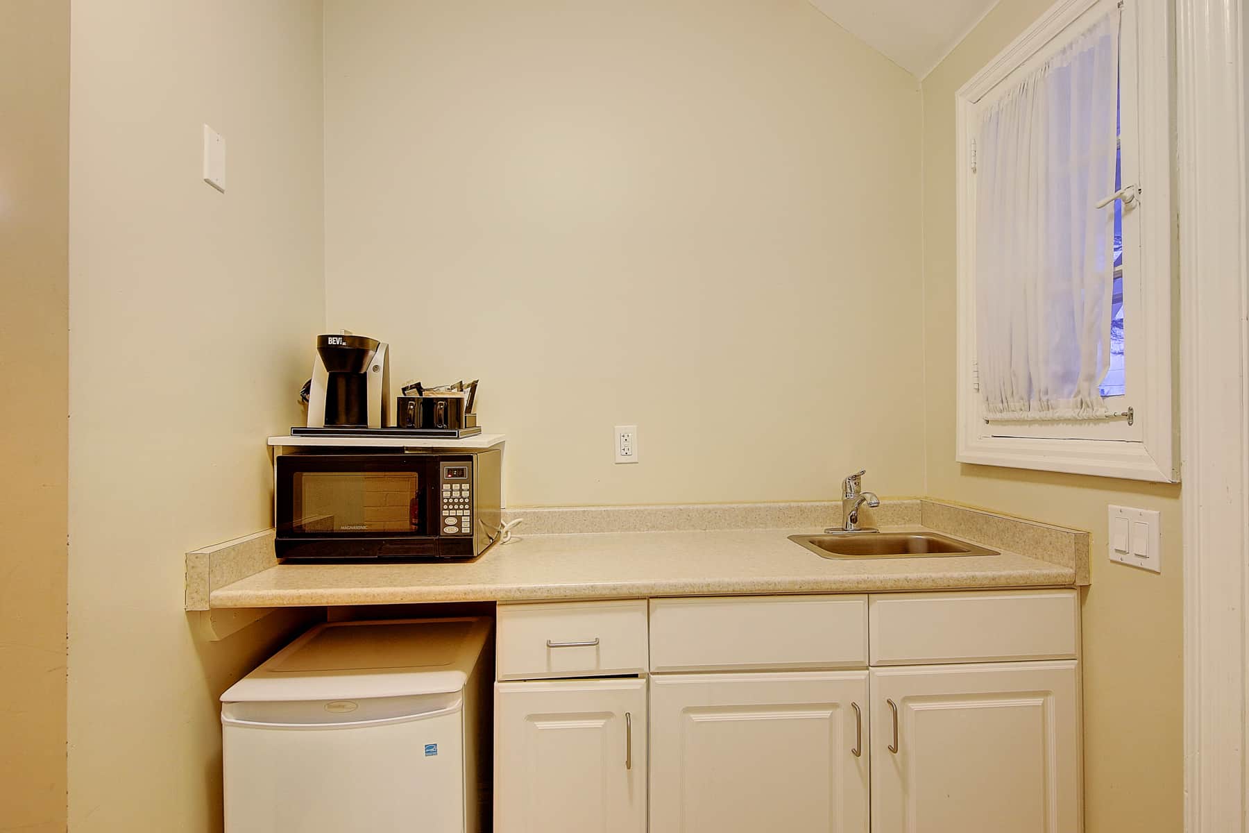 Kitchenette