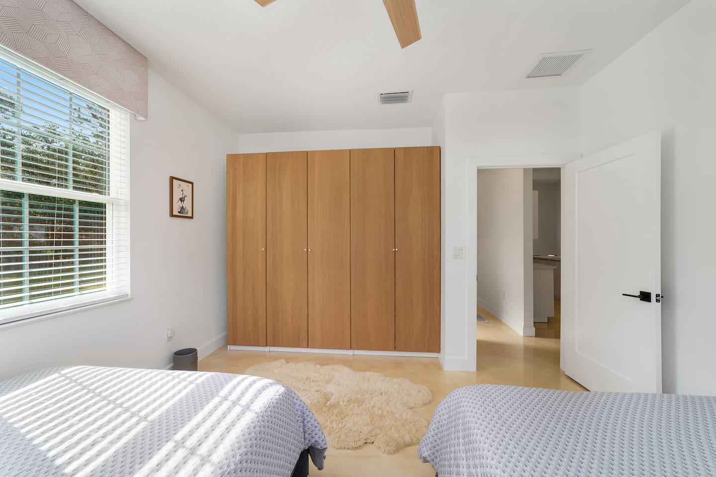 4th Bedroom - TWO Queen Beds