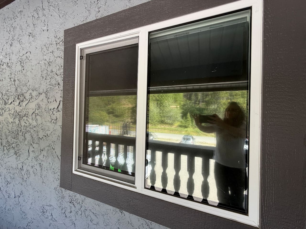 Privacy film added to the main floor bedroom so you can enjoy the view from the main floor bedroom without sacrificing privacy. The room also has a blind to ensure absolute privacy when desired. 