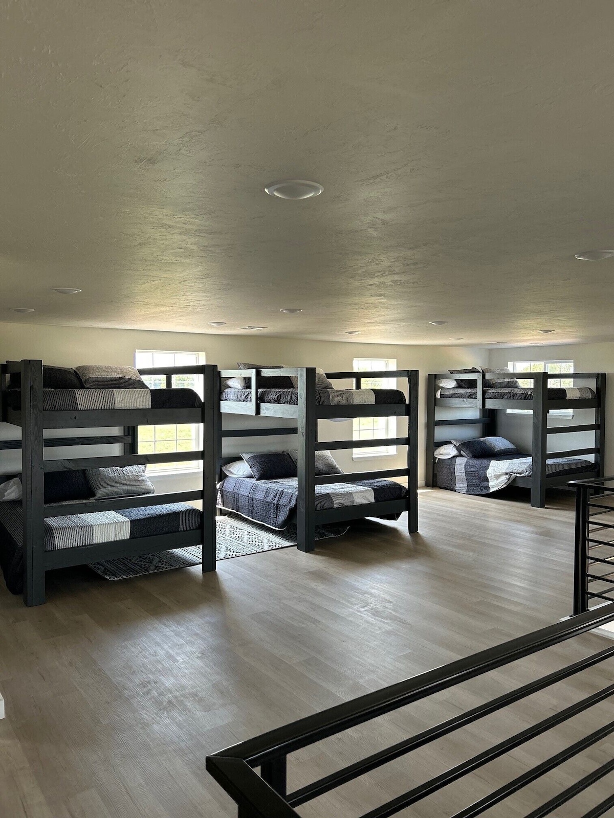 Loft with 6 Full Bunk Beds