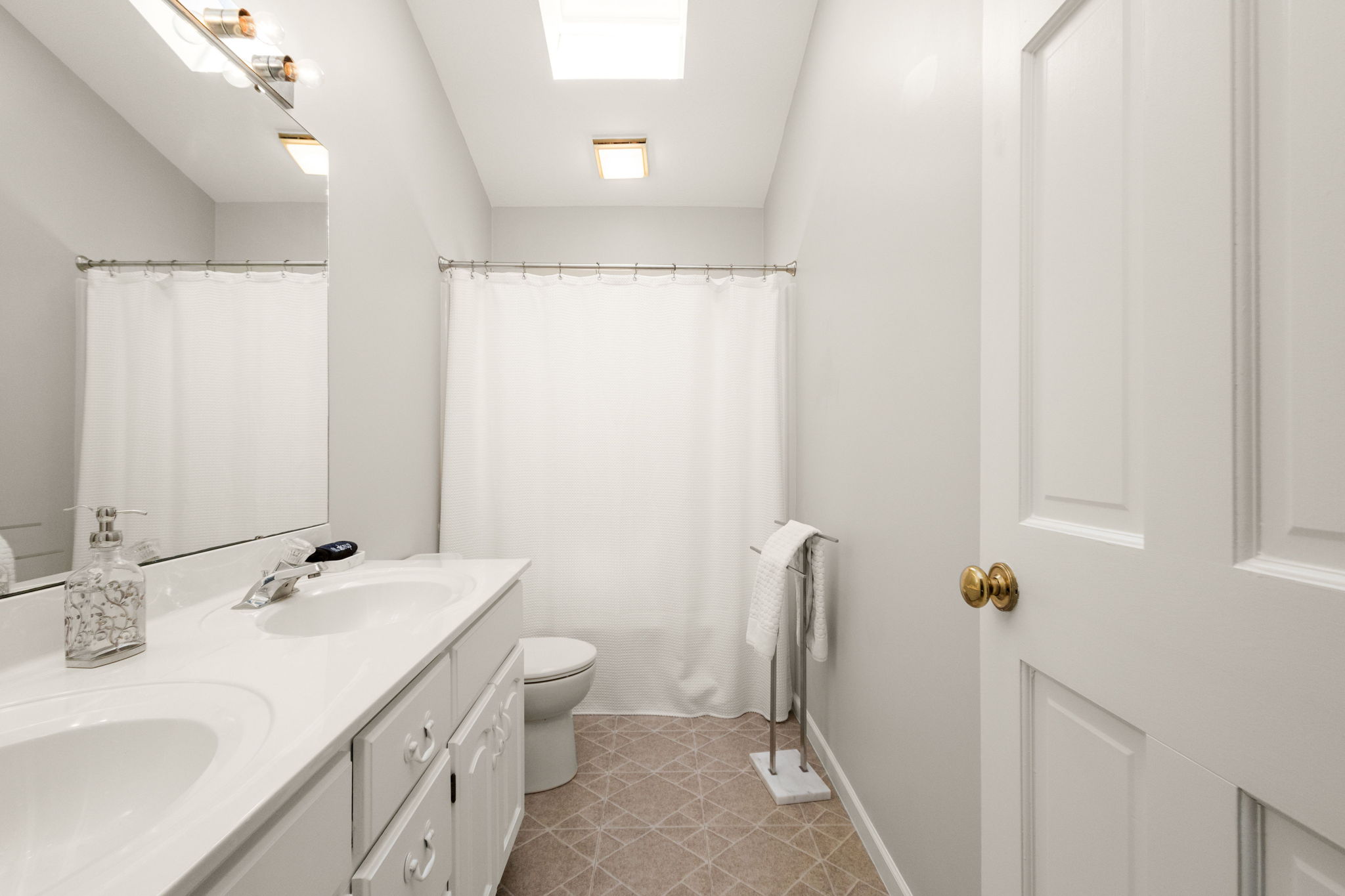 Upstairs Bathroom