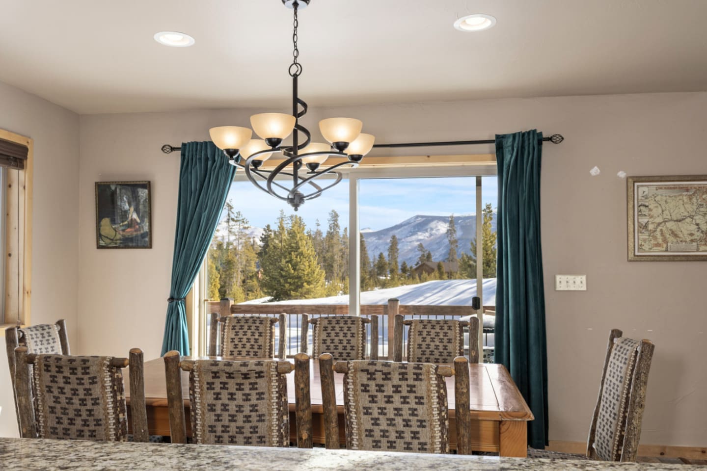 Dining Area – Table for 8