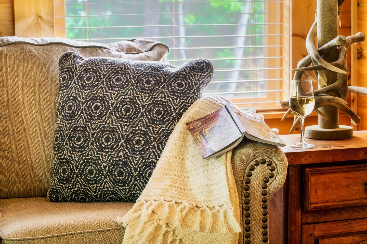 Snuggle up and read a book with forest views