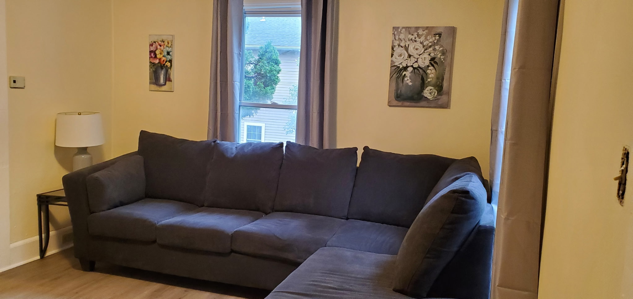 Living room with SmartTV