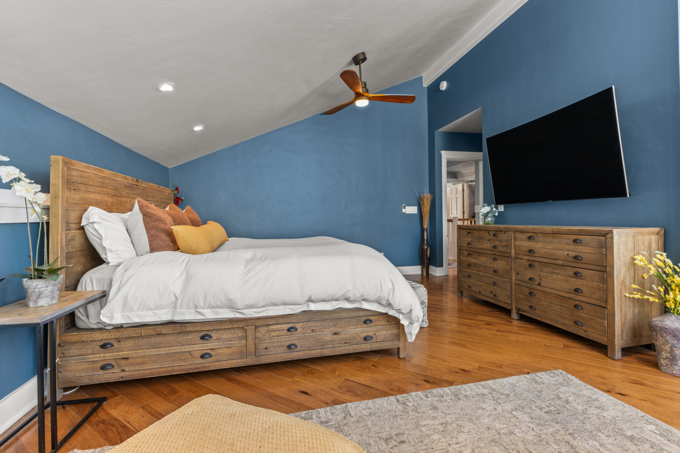 Bedroom #1 | Upper Level