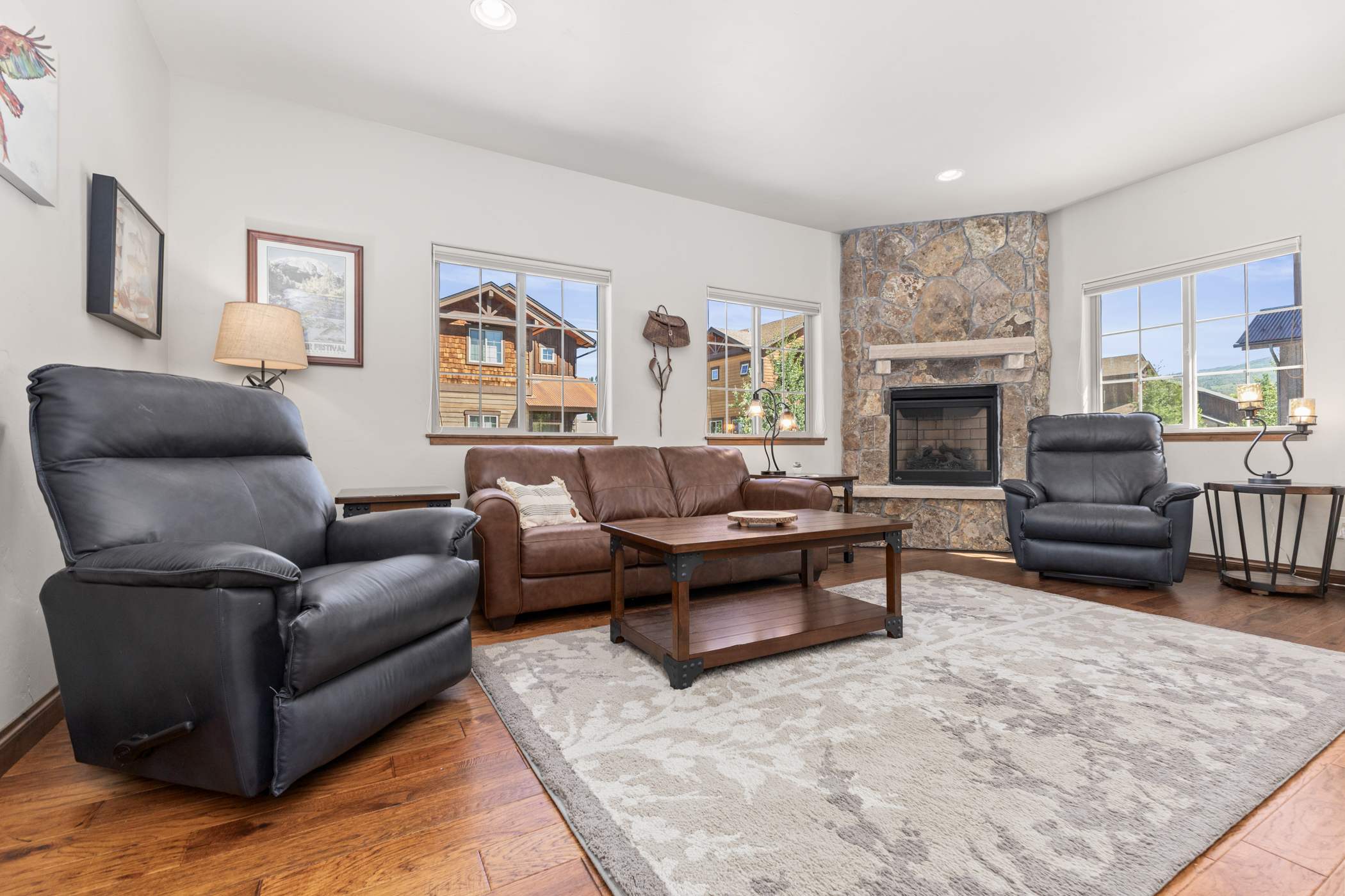 Living Room with Gas Fireplace