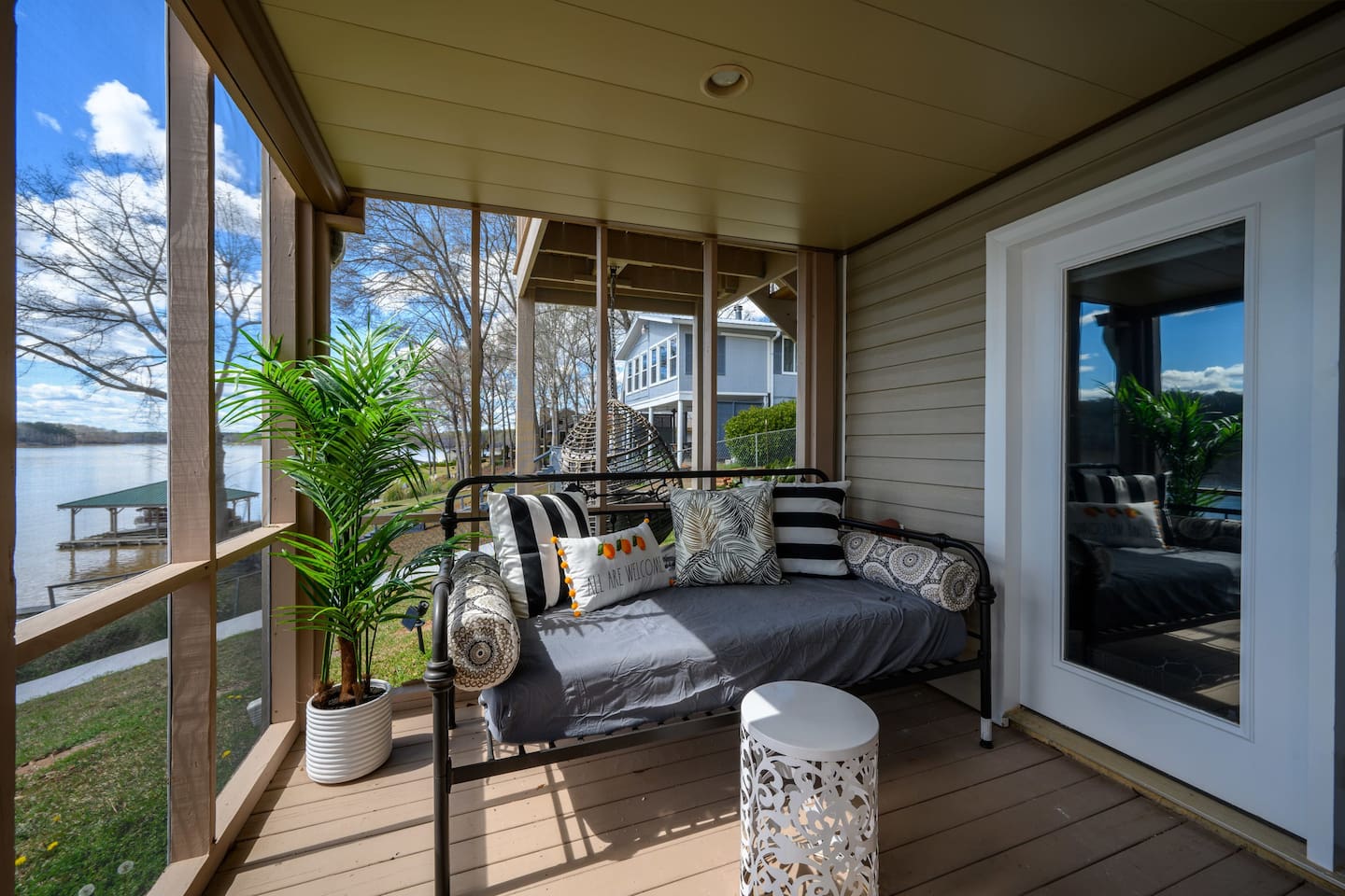 Day Bed on Screened Porch