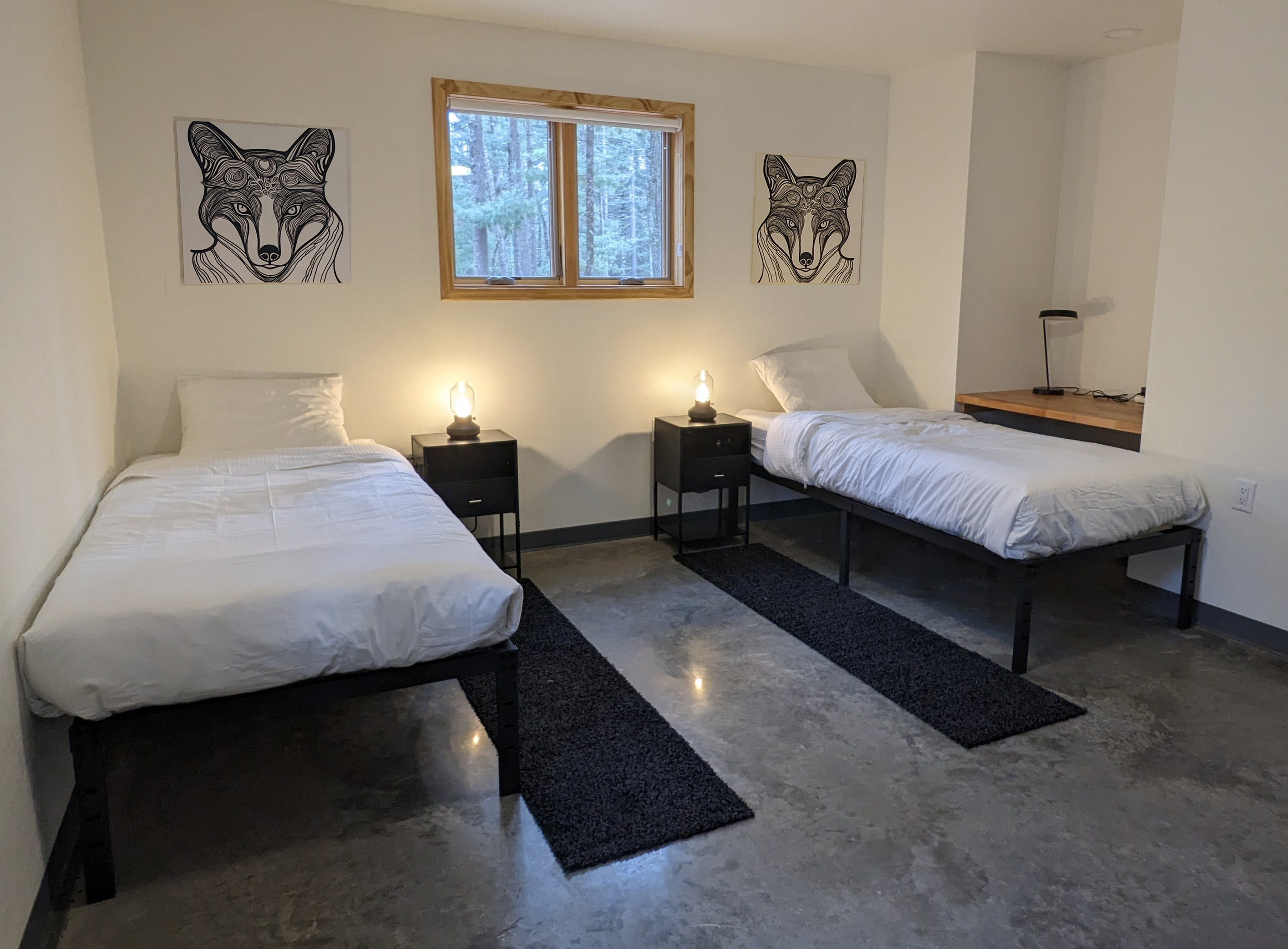 bedroom (ADA configuration)