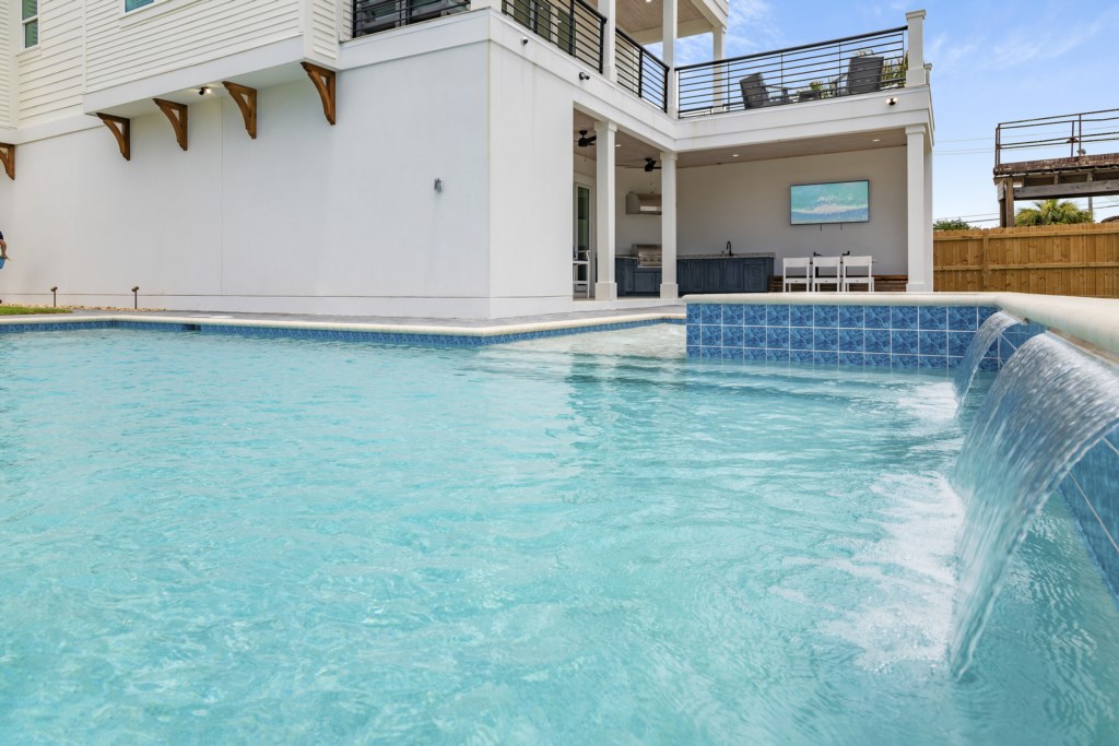 Relaxing waterfalls!
