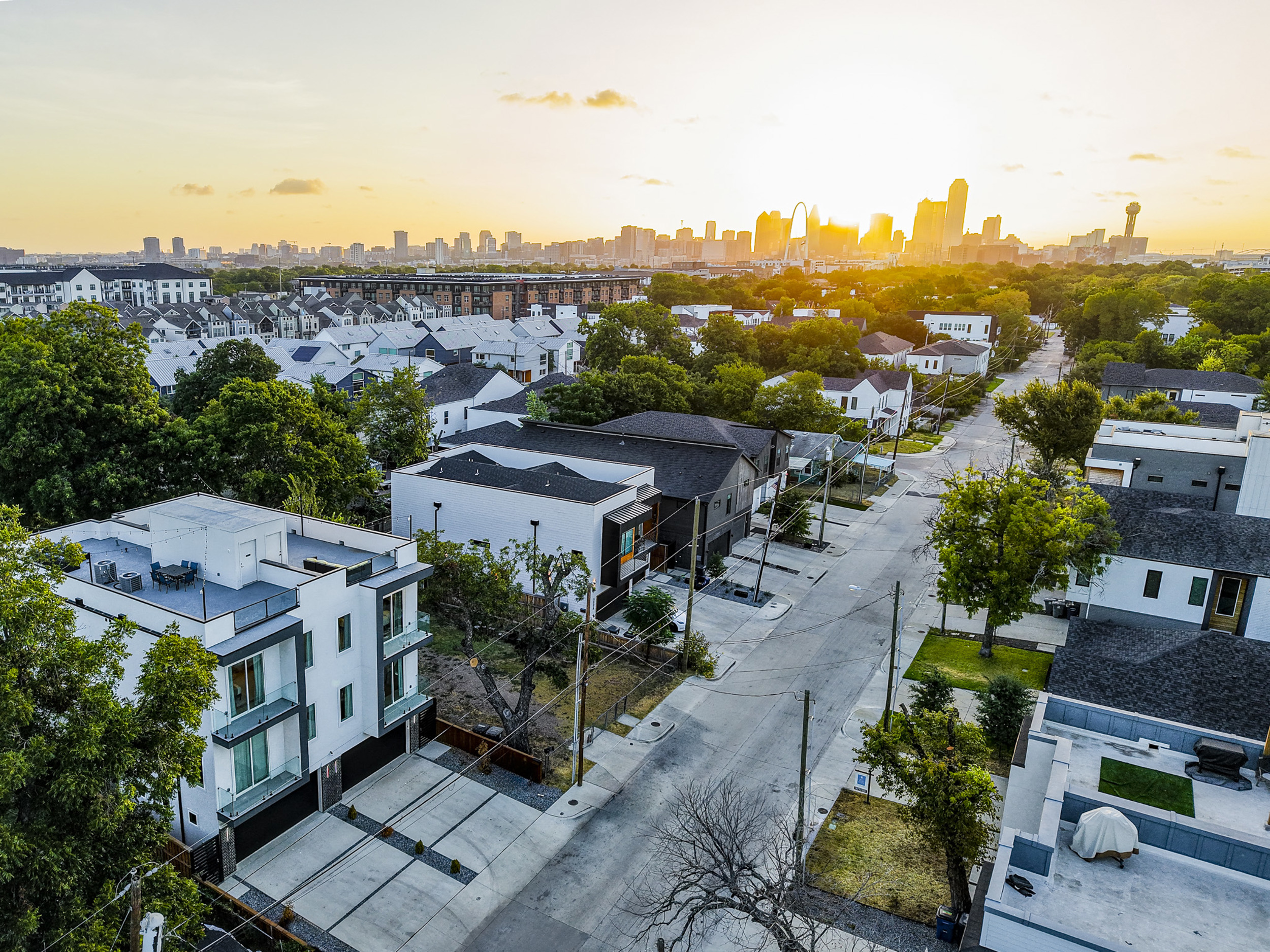 Marvel at stunning sunsets over the Dallas skyline from your balcony retreat!