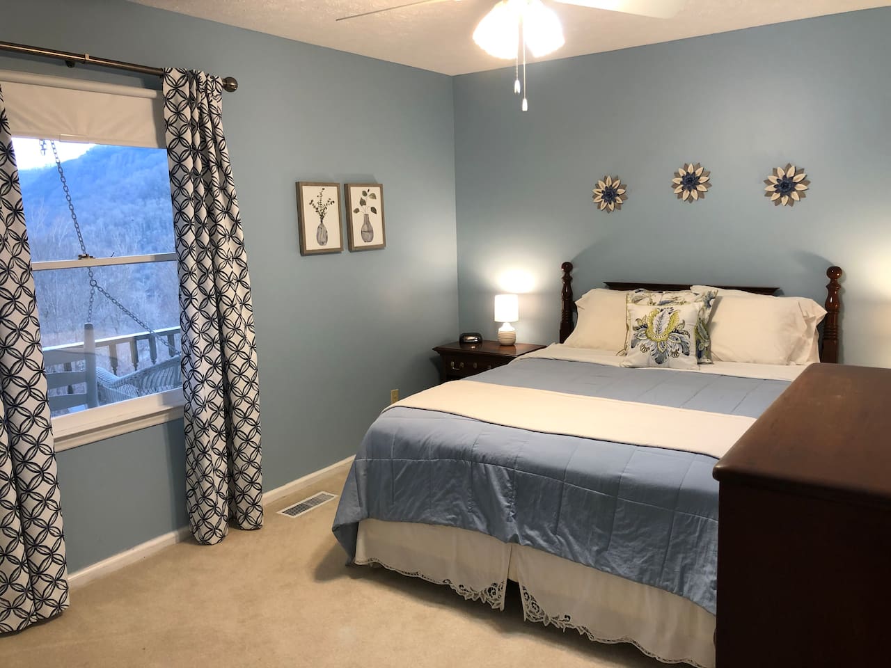 Bedroom #2 with queen bed