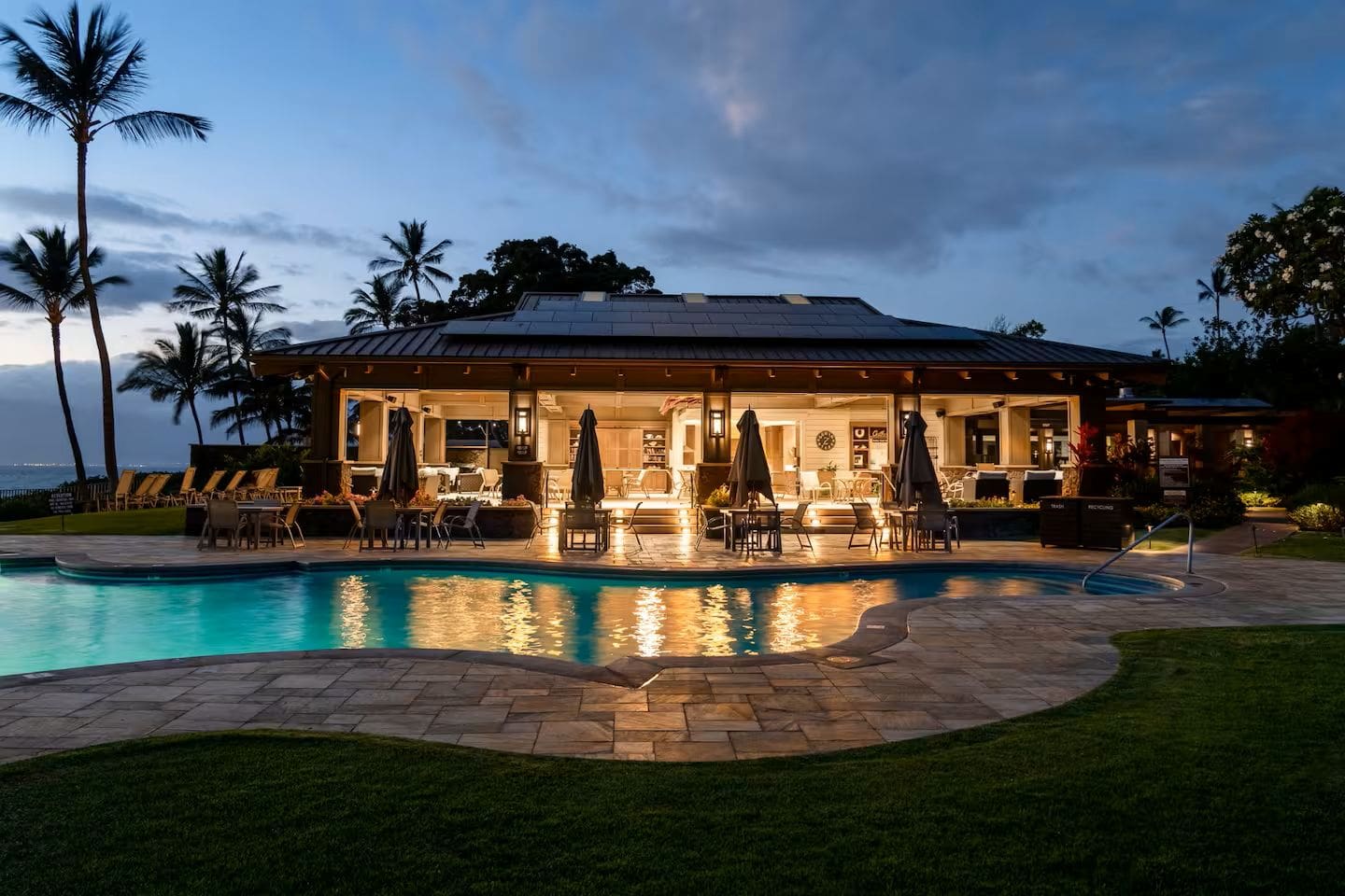 Beautiful community pavilion at the main pool. Includes access to refrigerators, stove, oven, dining space, and wifi