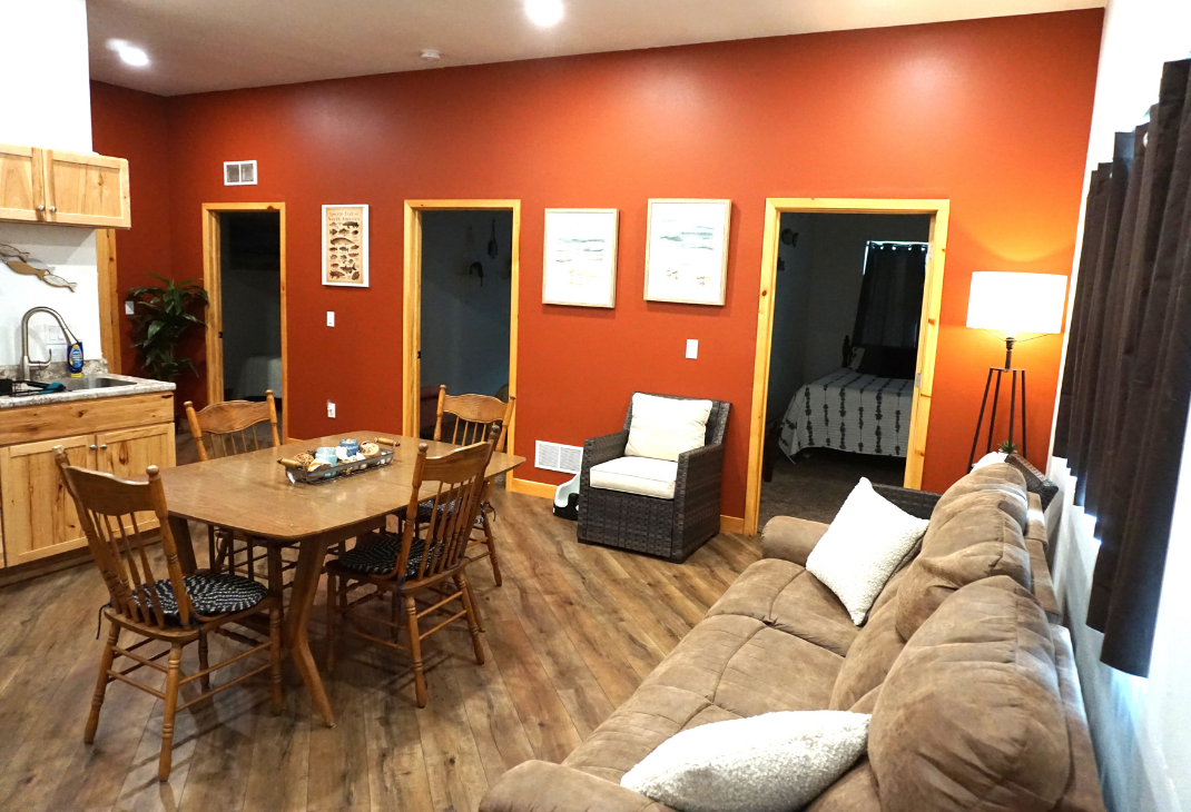 Can we take a moment and enjoy the red/orange wall. 