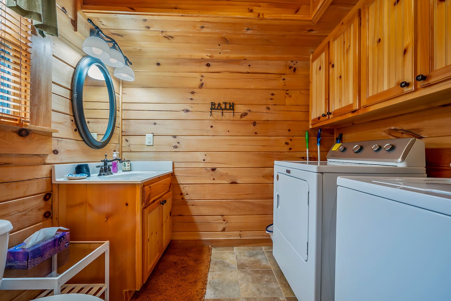 Full size washer and Dryer- with laundry soap and dryer sheets