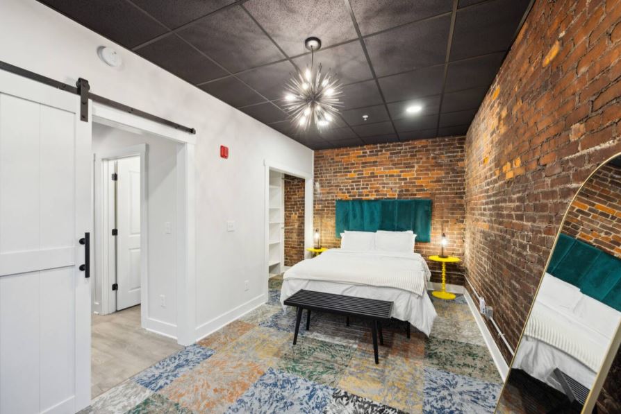 Thunder Over Louisville Suite Bedroom