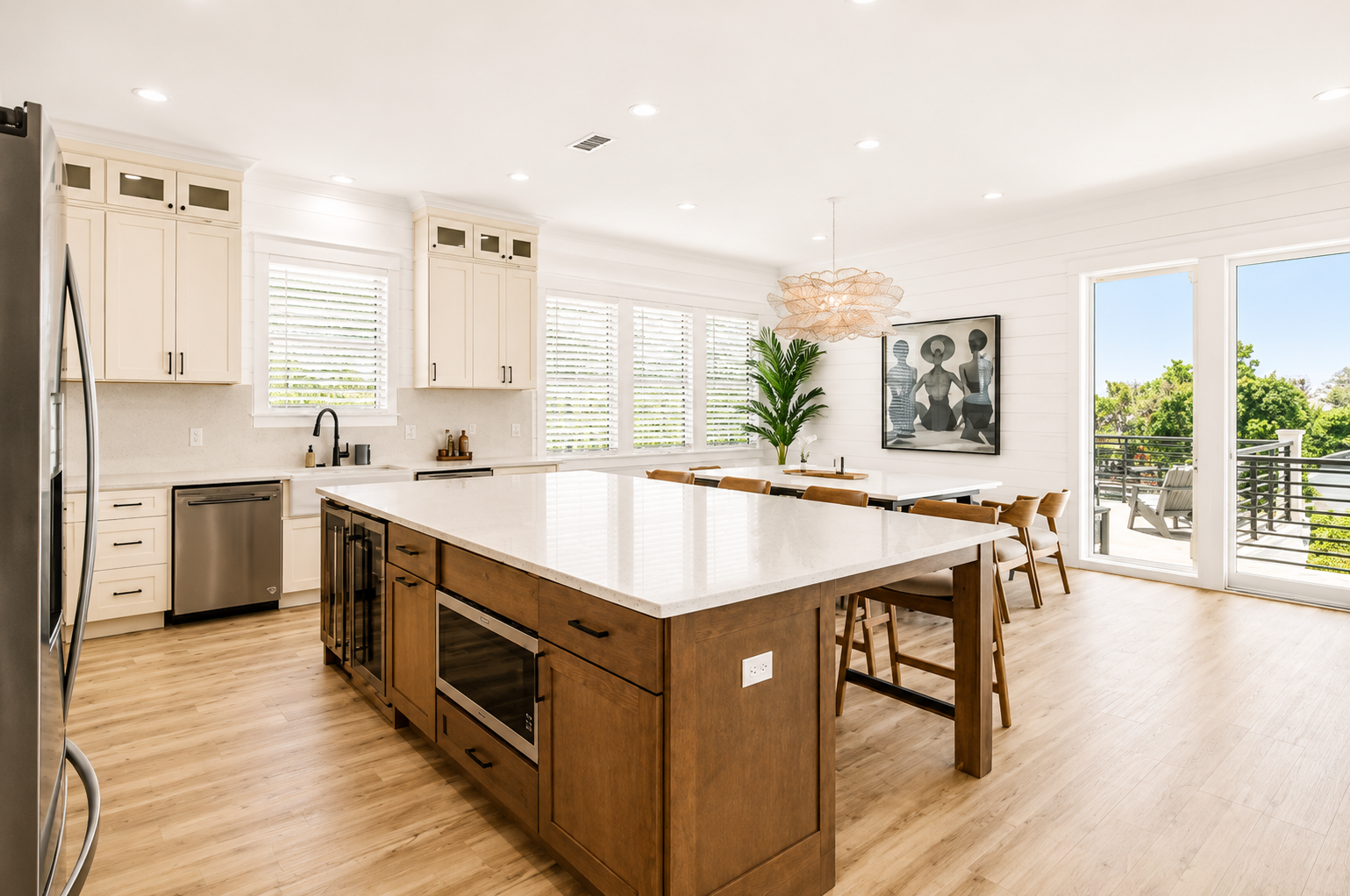 Fully Equipped Kitchen for Group Gatherings