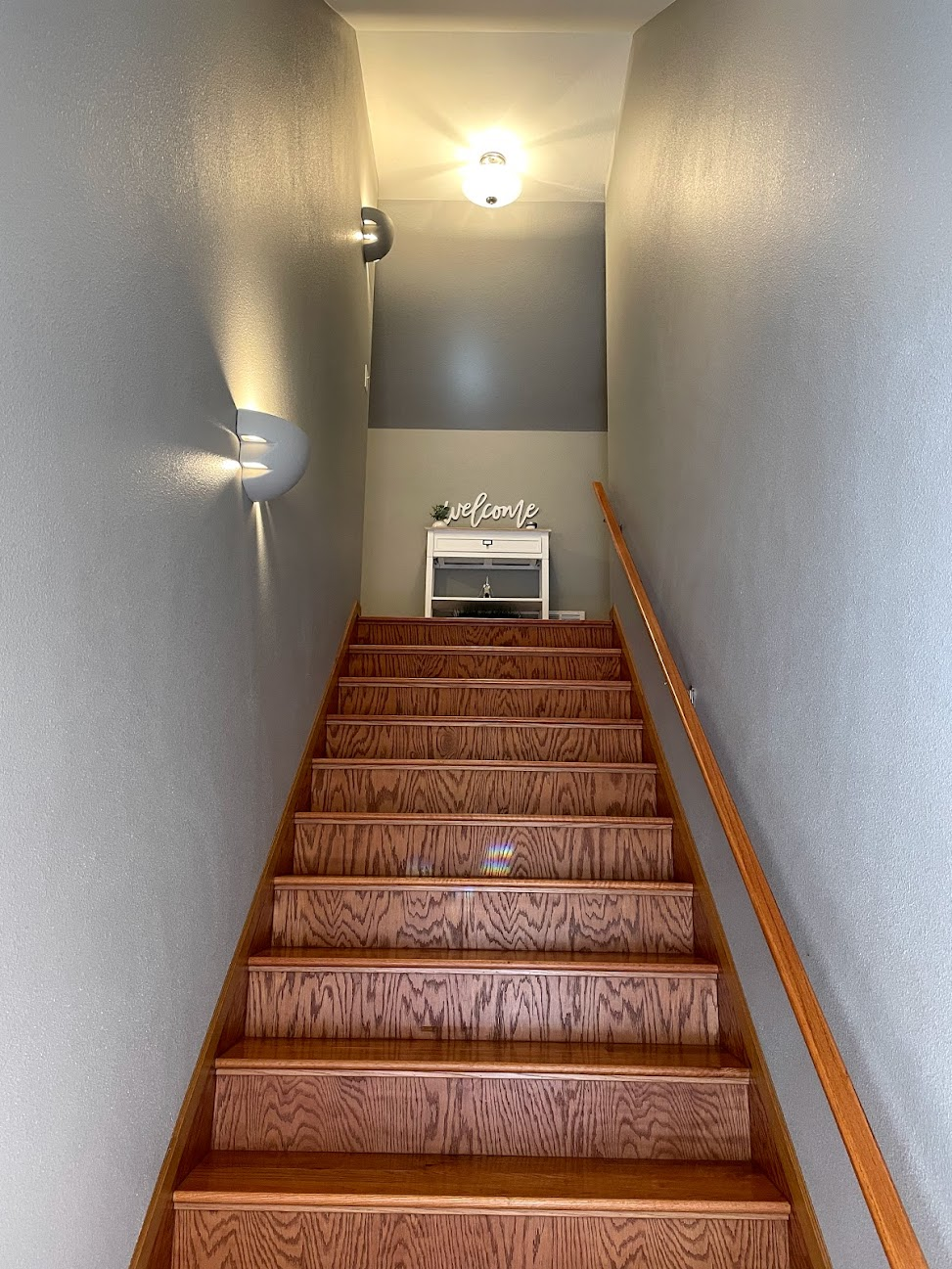 stairs to upstairs 2nd cottage