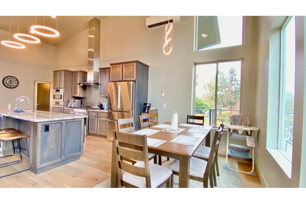 grants pass vacation home