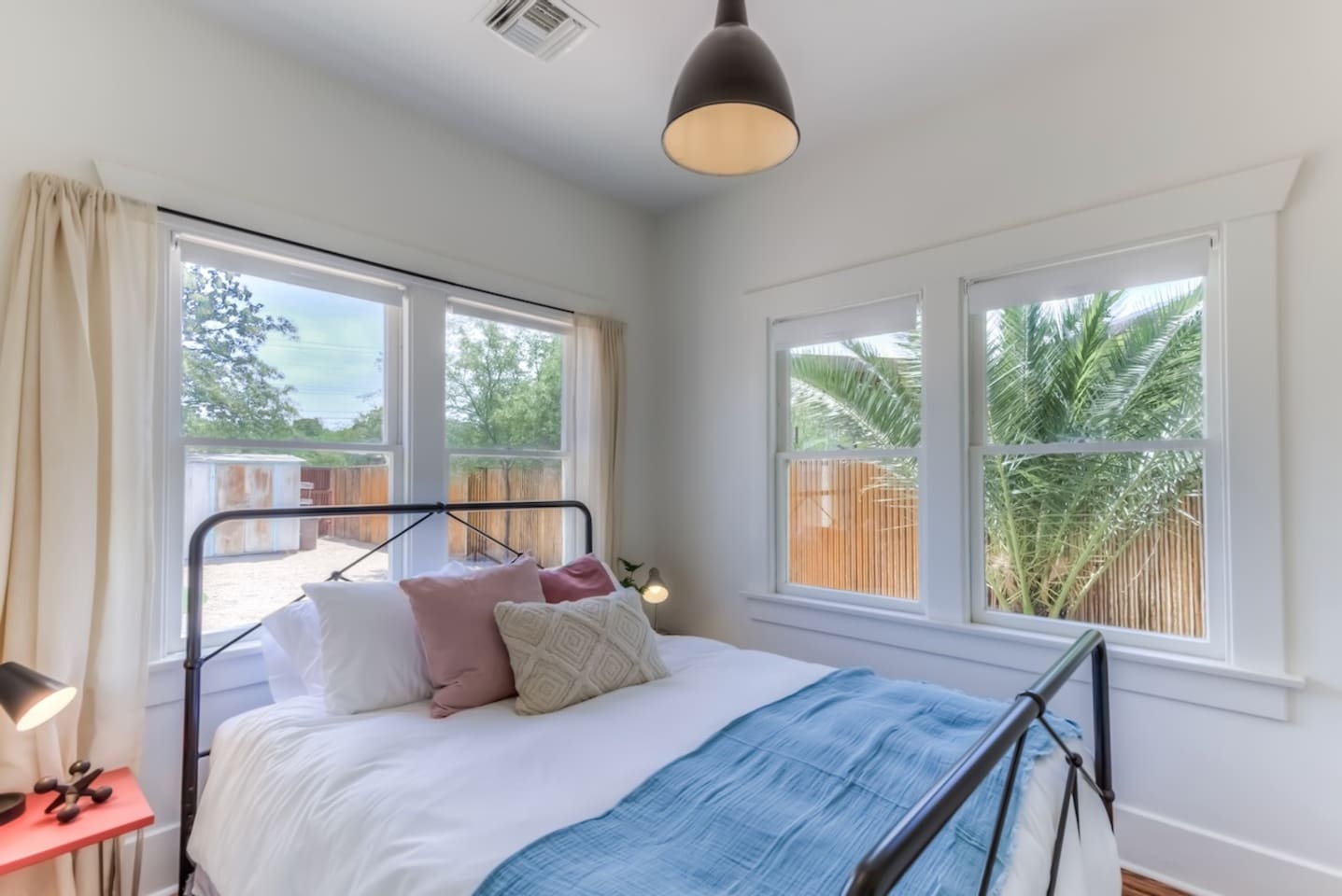 Back bedroom