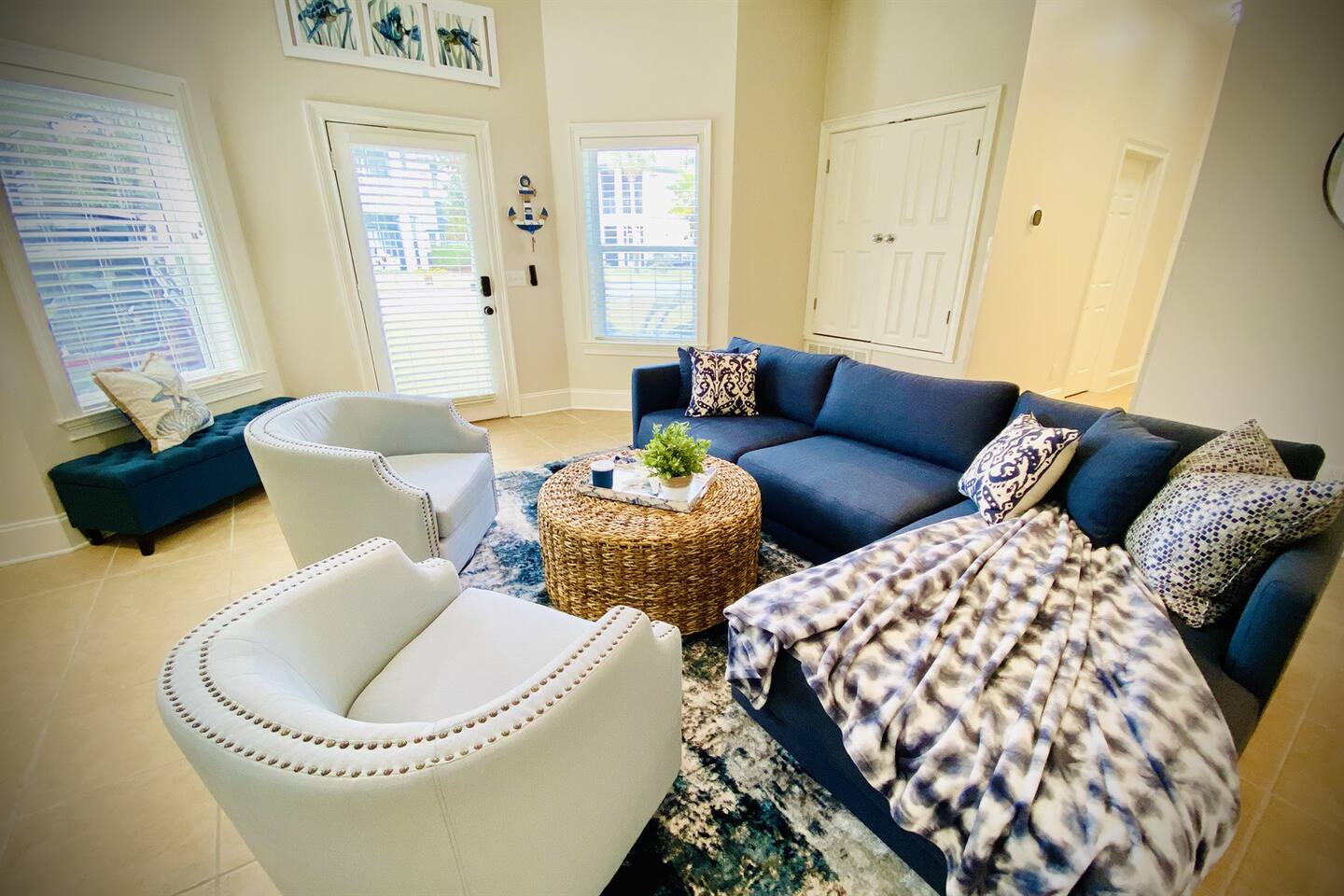 1st Floor Living Room