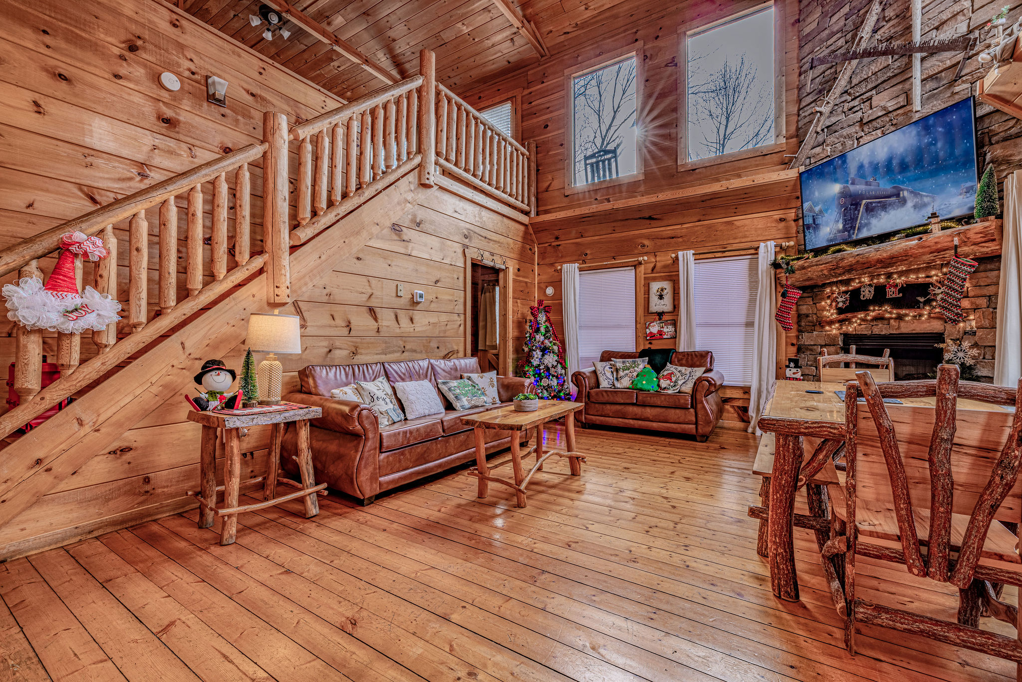 Ready to welcome you in to the holidays at Honey Bee Holler!