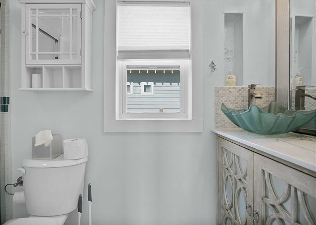 a57236aea56f4d4fa9dcf5544c2afde0 | Beachhouse | Texas | TX | Vacation Homes | Galveston | Crystal Beach | Kokomo | Breezy Days | Beachfront Elegance | Sunrise Serenity | Southern Sands Property Management, LLC
