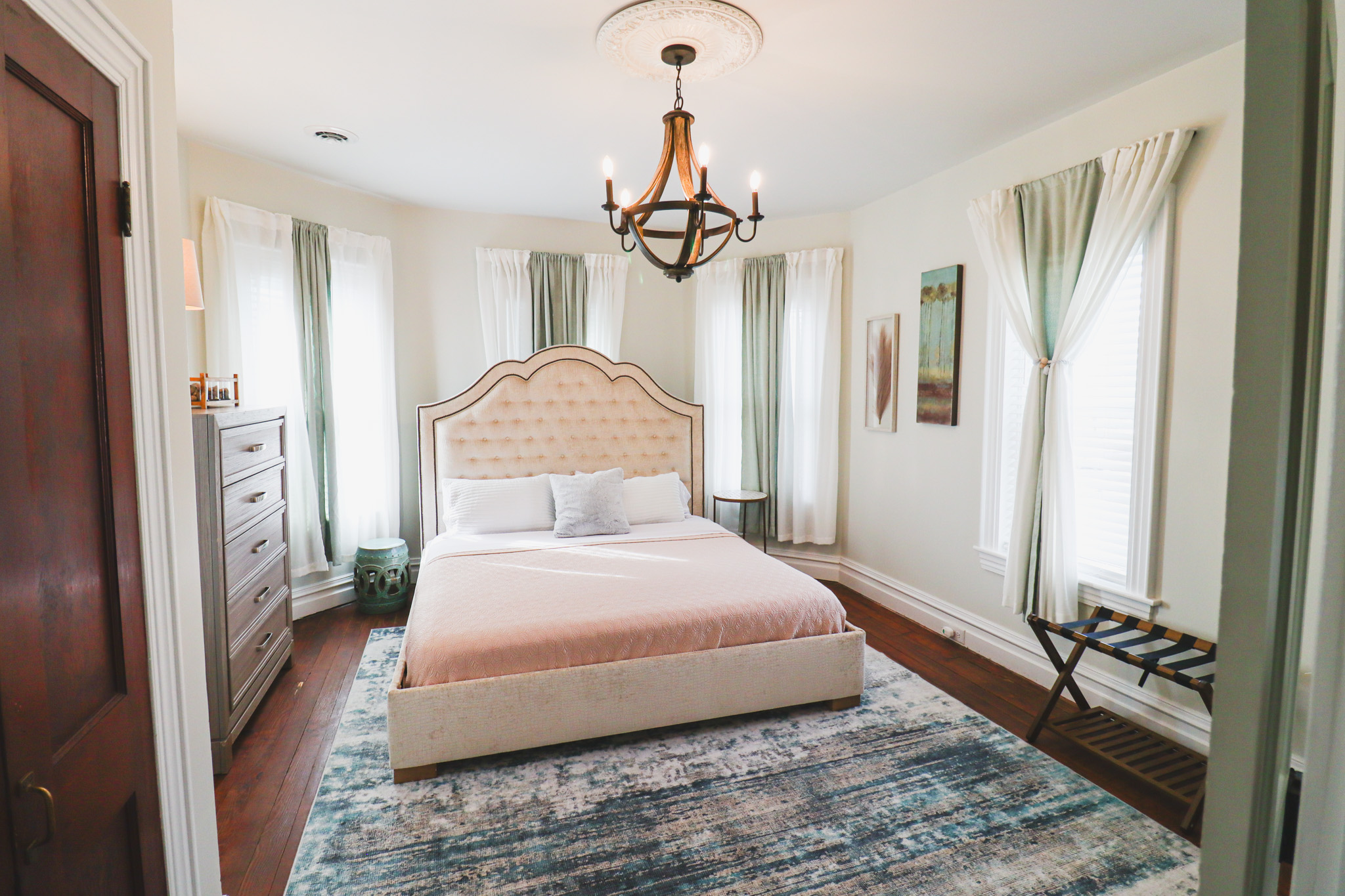 King sized comfort with quality linens