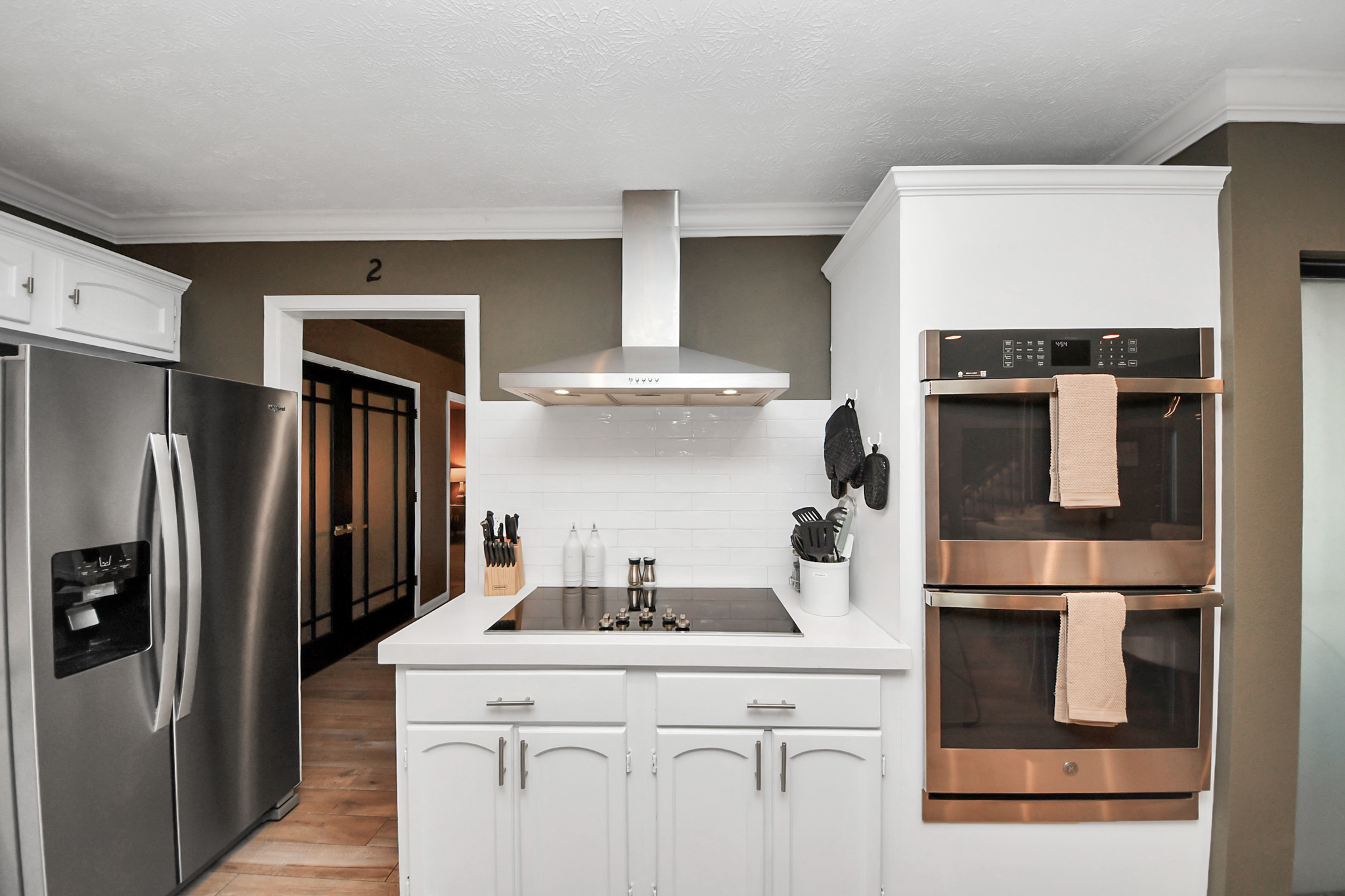 Updated kitchen with double ovens, utensils, spices and everything you need. 