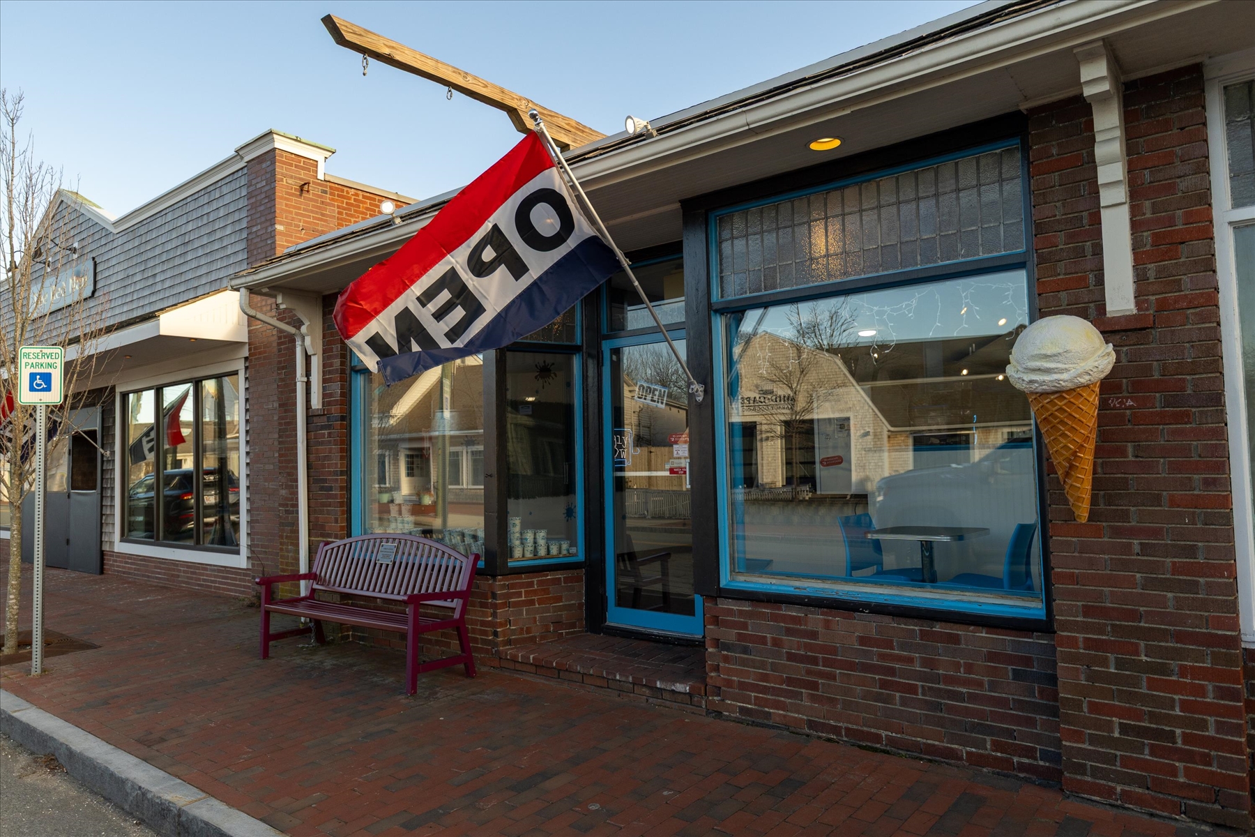 Short walk to Holy Cow Ice Cream one of our Favorites!