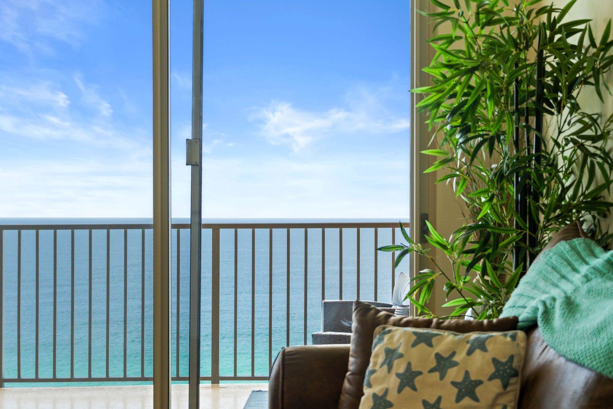 Balcony with Outdoor Seating and Amazing Views