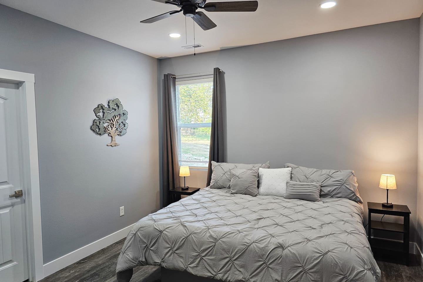 Bright and relaxing King suite, perfect for restful nights