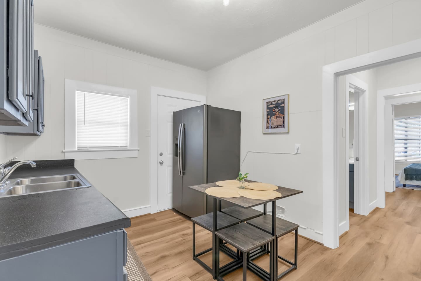 Spacious kitchen seating and modern appliances.