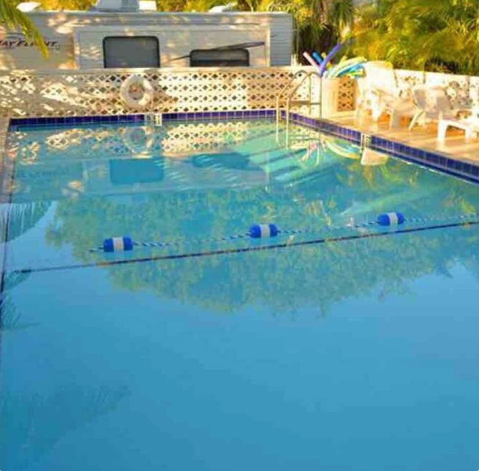 Park Pool. 