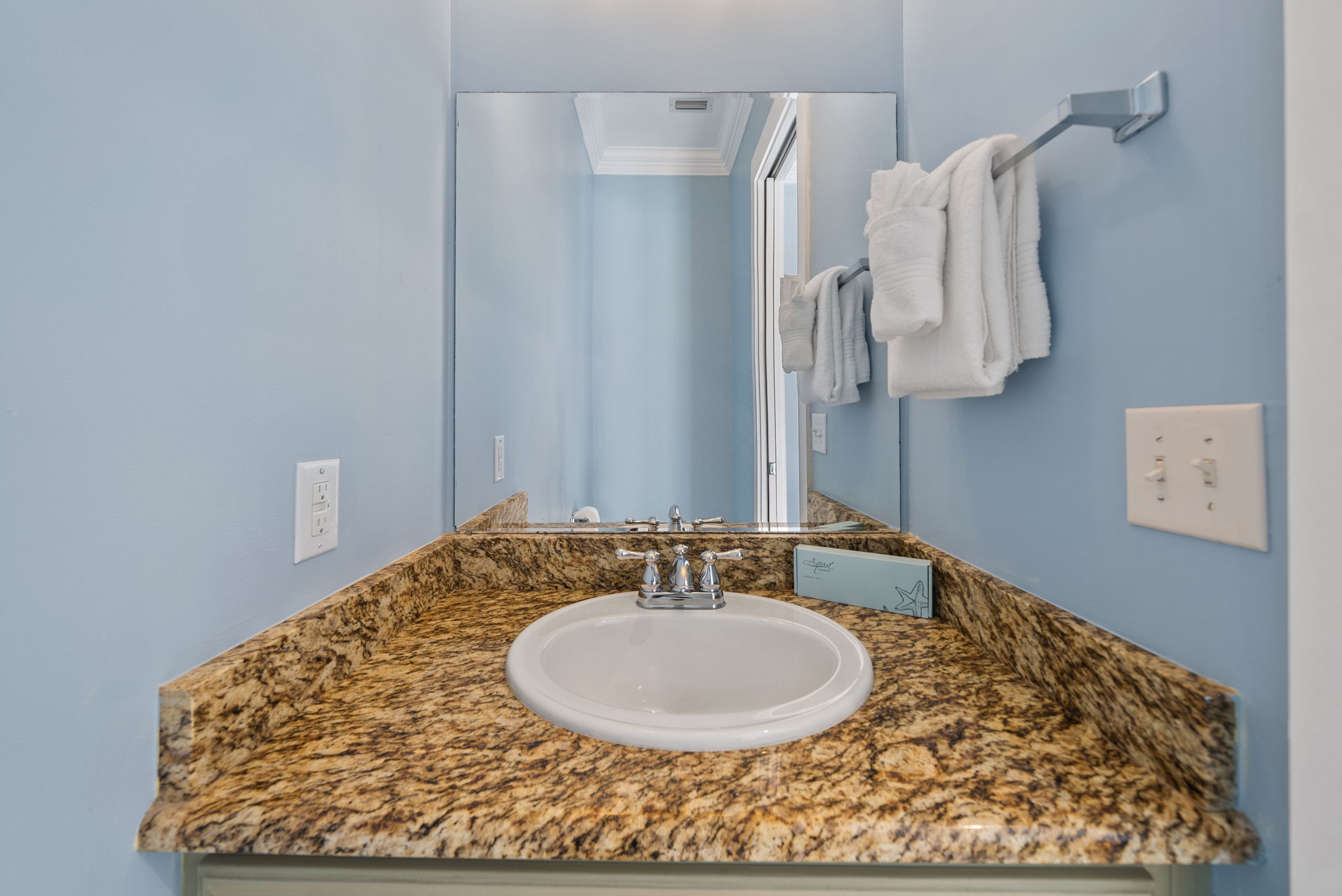 Half bathroom near kitchenette/bonus sleeping area
