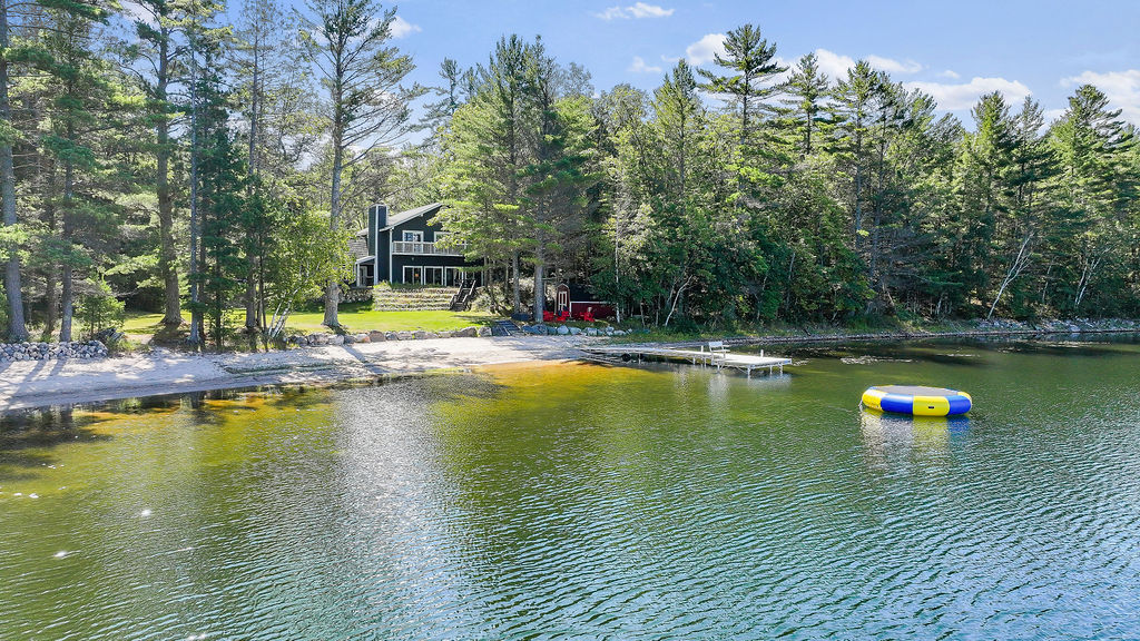 130' of sandy shoreline