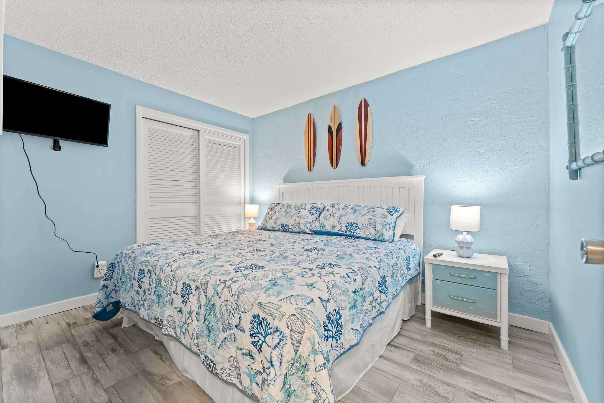 Main level bedroom