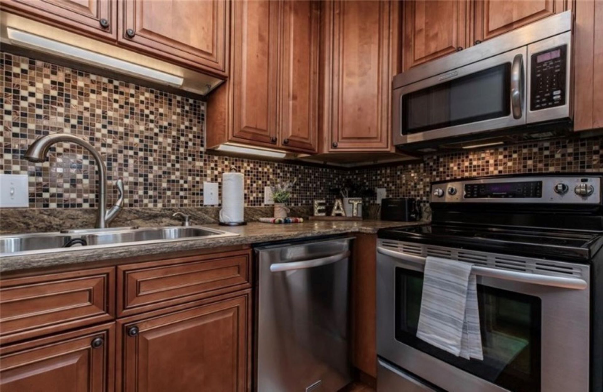 Fully equipped kitchen