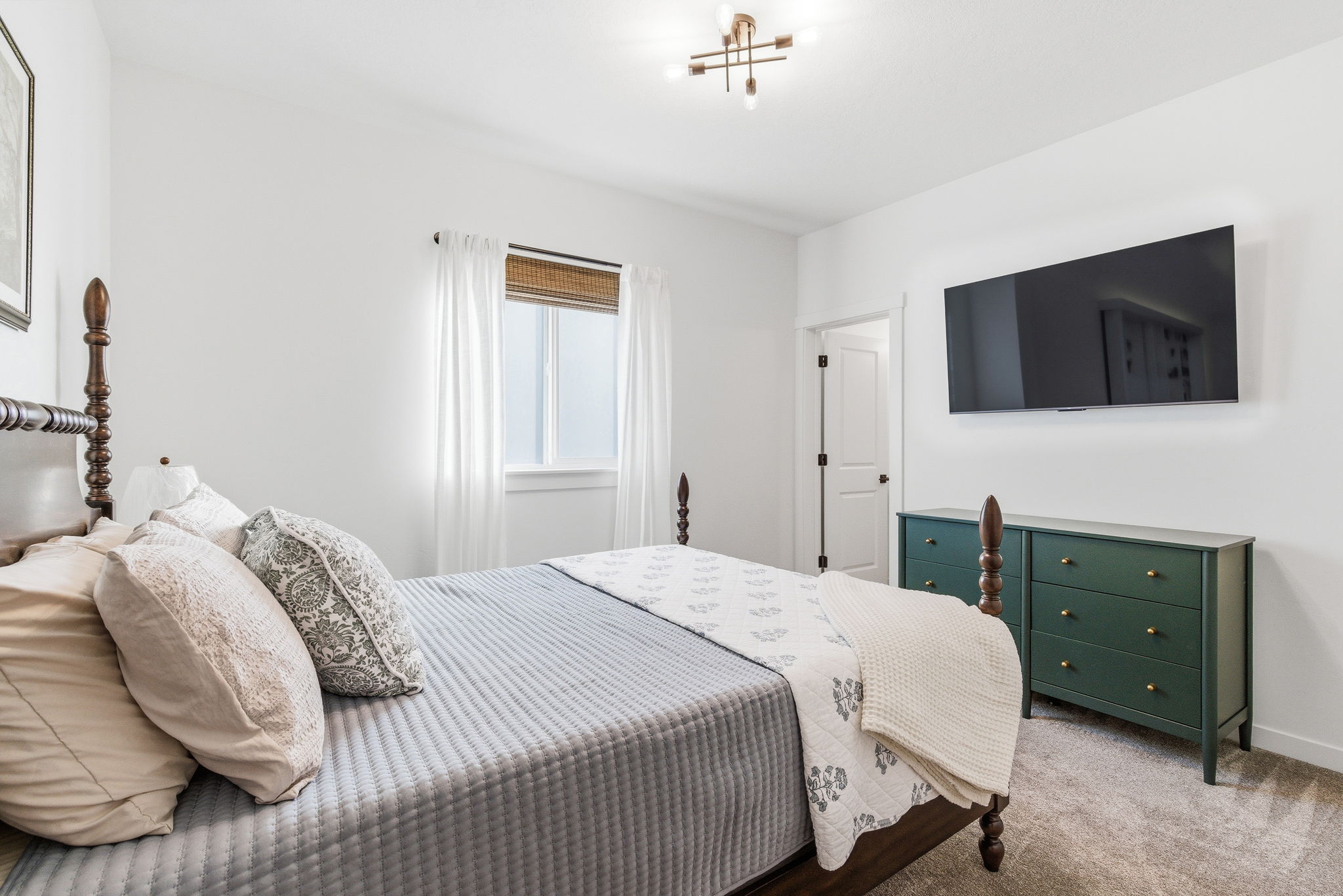 Drift into comfort after a day of adventure. Plush bedding, a peaceful atmosphere, and your own TV make this the perfect place to recharge.