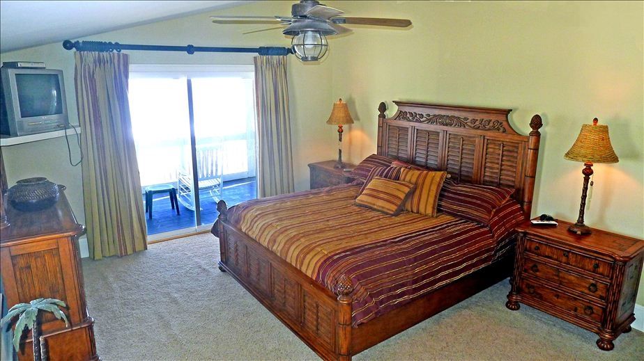 "Sandy Bottoms" Edisto Beach Vacation Rentals, LLC