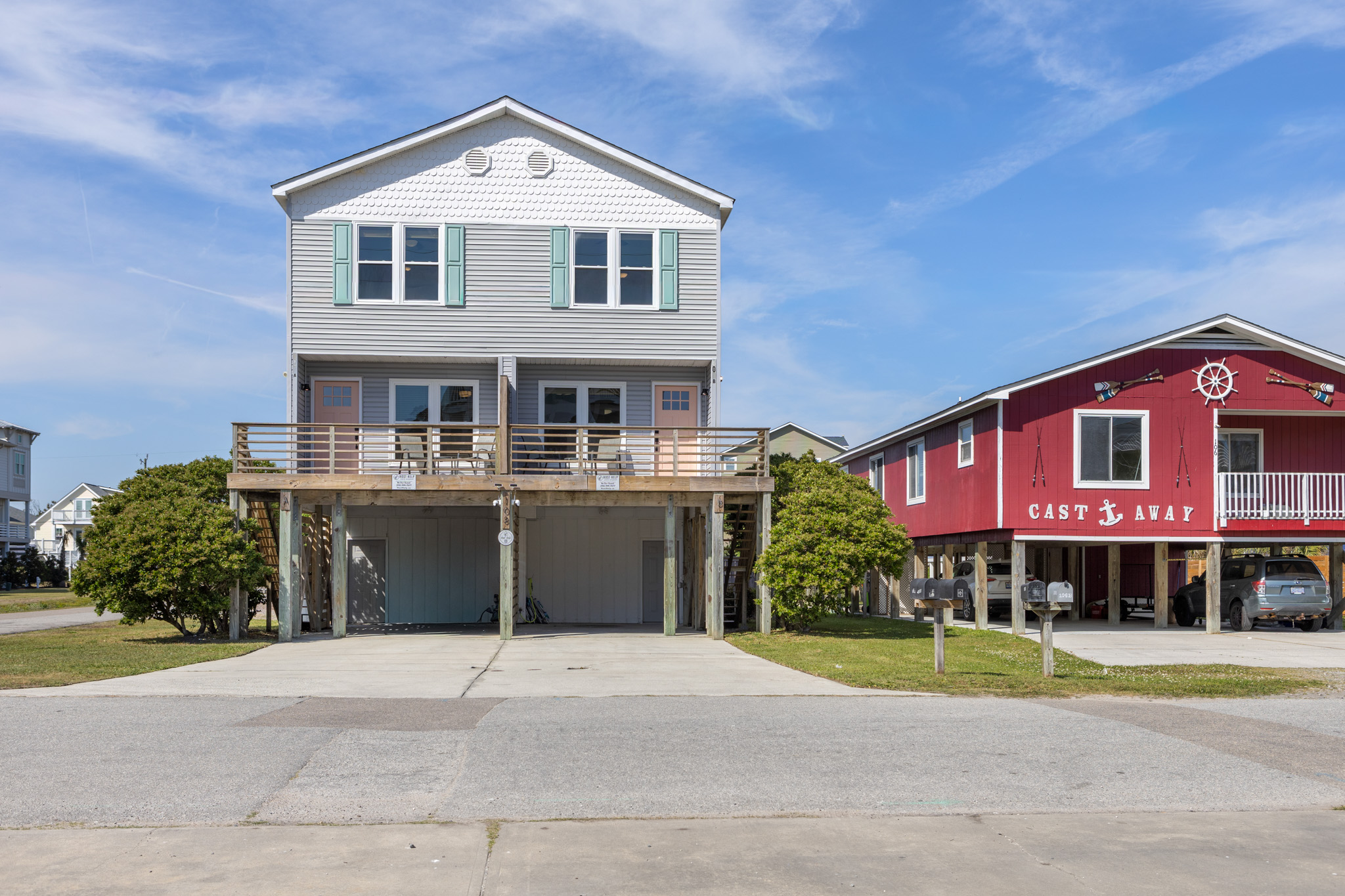 Parking for 2 vehicles - tandem style