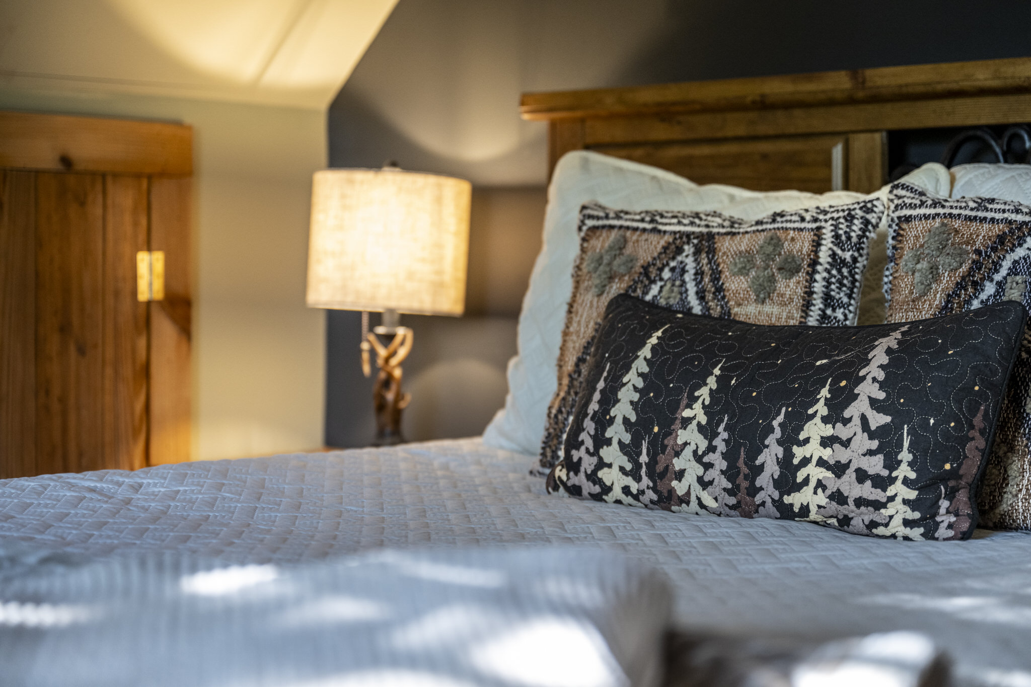 Soft bedding and mountain warmth.