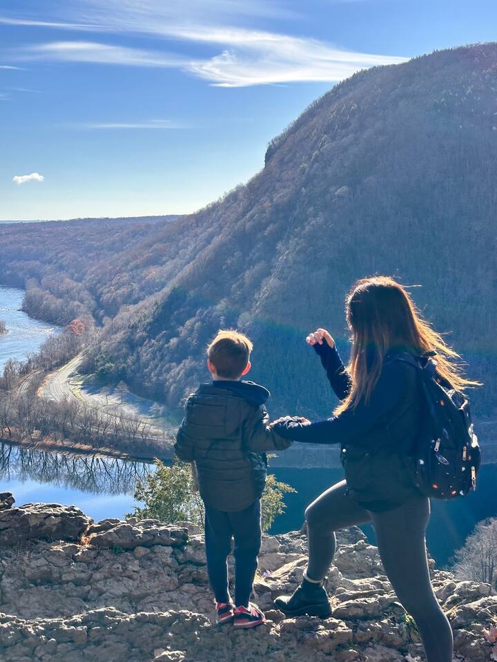 Tons of Hiking in Delaware Water Gap - Only 30 minutes away