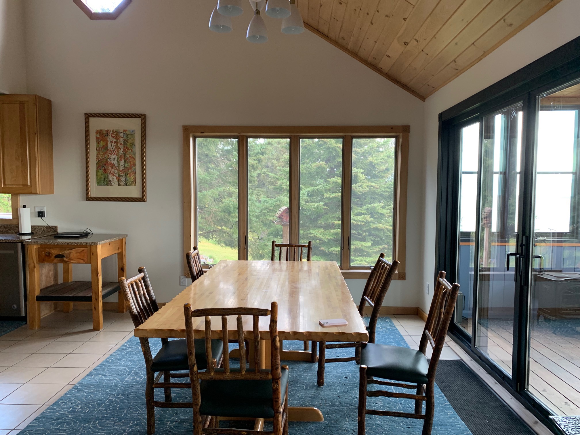 Dining room
Dining room is connected to the enclosed porch.