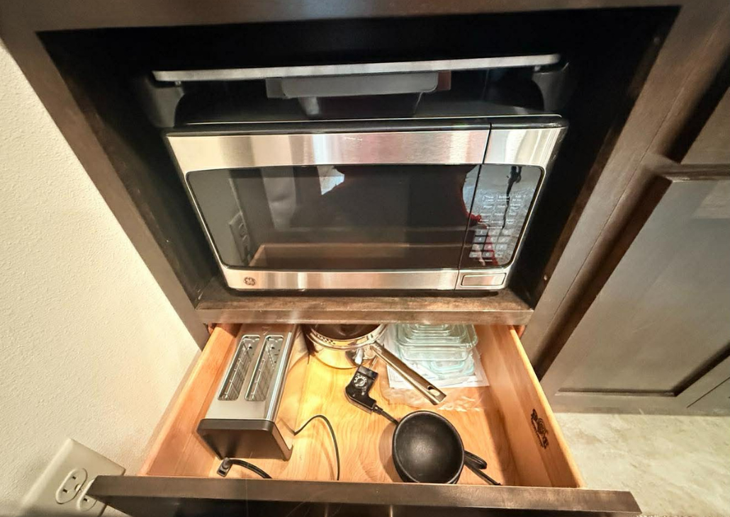 More kitchen supplies