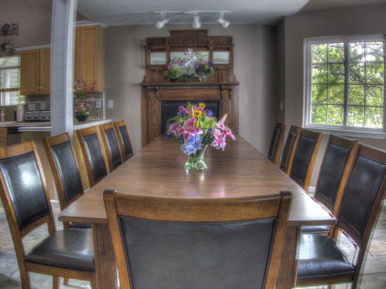Dining area with Lake views!