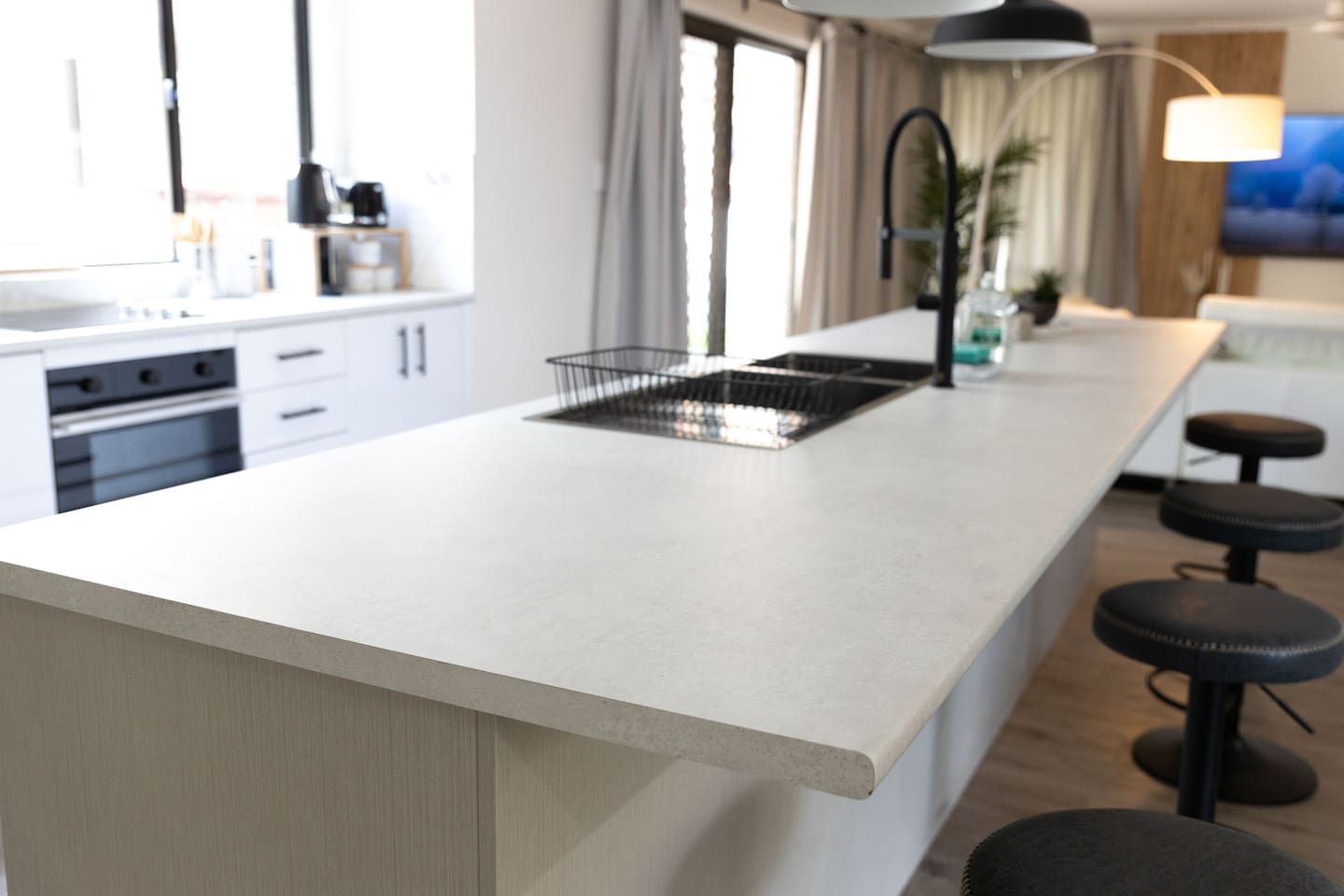 full kitchen