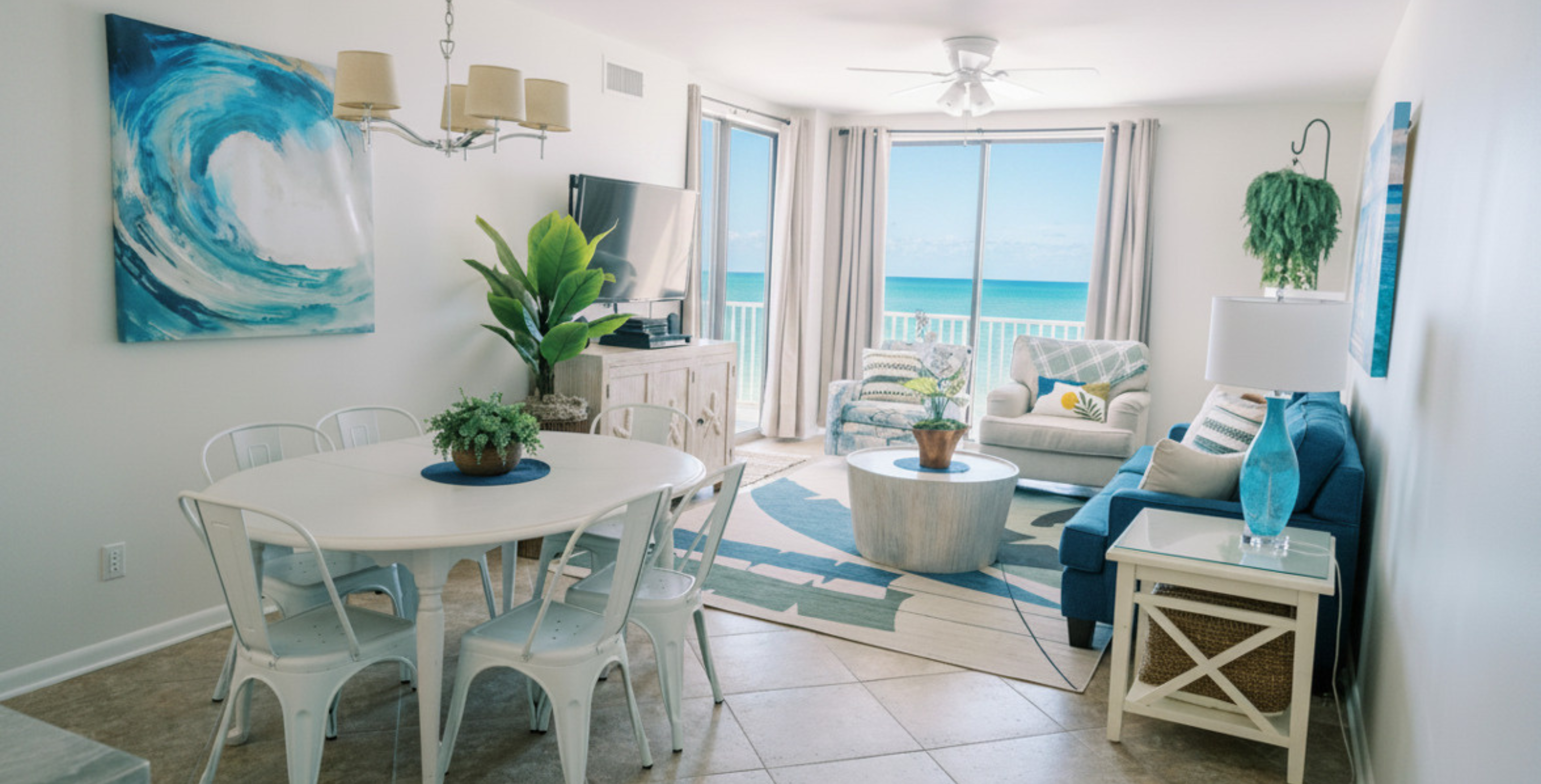 Open, spacious feel - just breathe in deeply and enjoy the fresh ocean air!